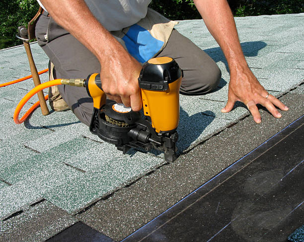 Best Roof Maintenance Services  in Durant, IA